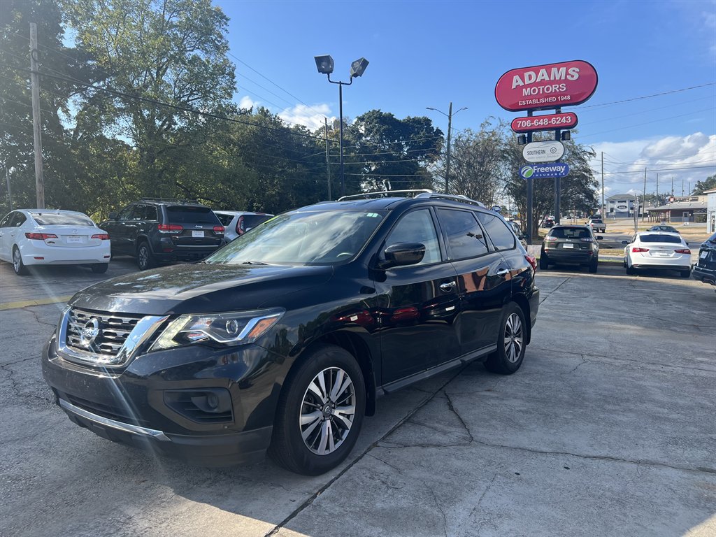 2020 Nissan Pathfinder S